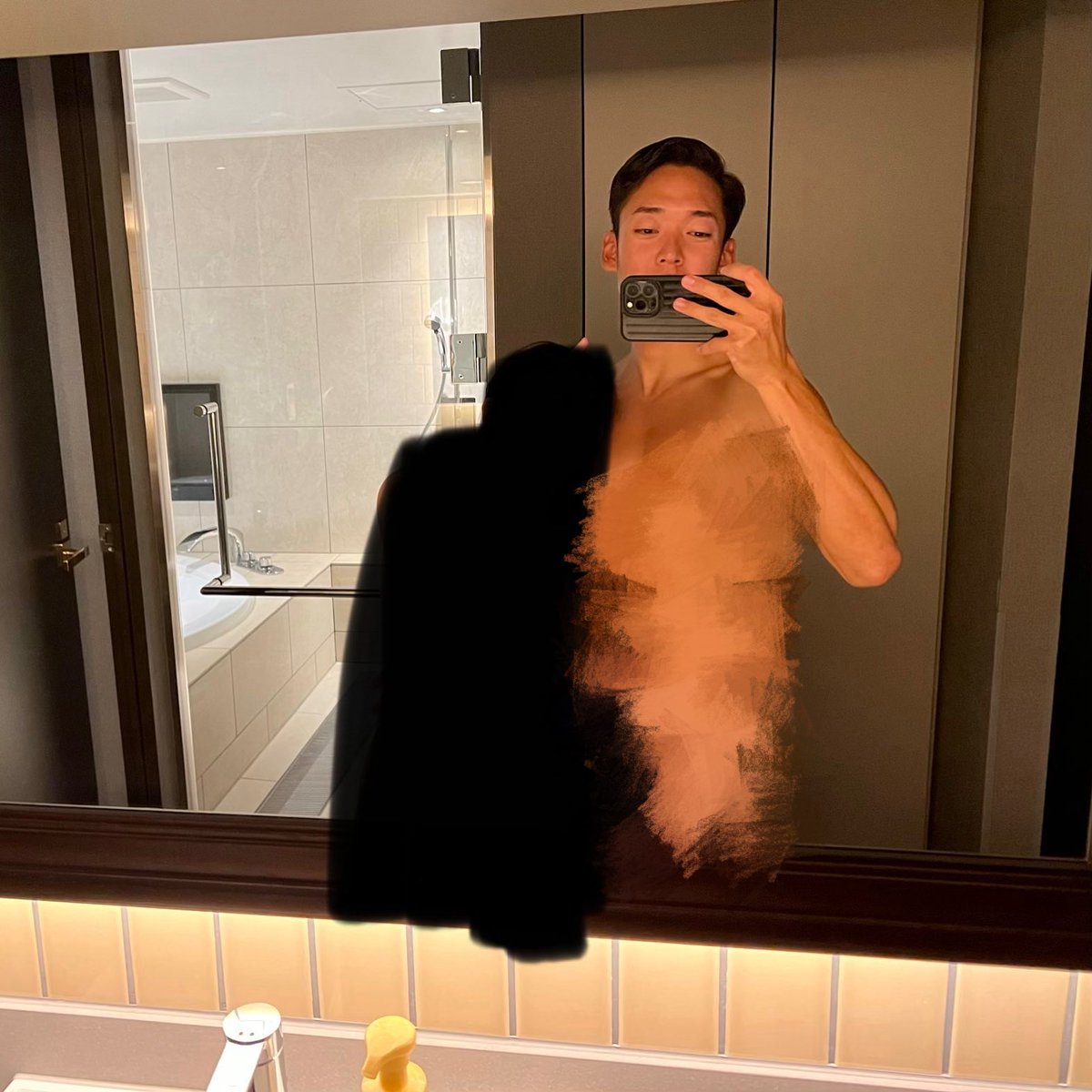 DEATHDOL NOTEの投稿に添付された烈の写真